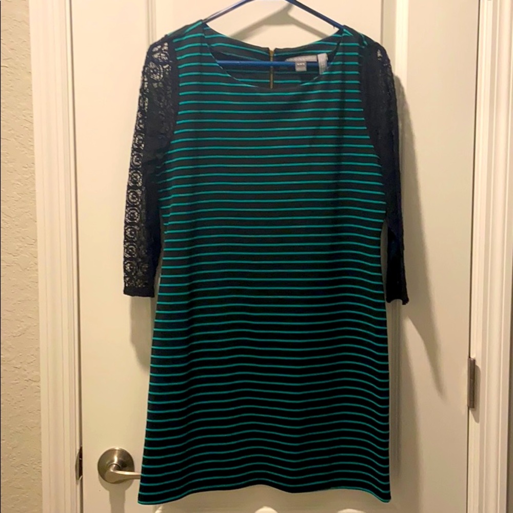Green black maternity dress